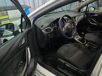 Gebraucht Opel Astra 105 PS (77 kW) 2016 Weiß Limousine
