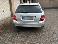 Gebraucht Mercedes C180 156 PS (114 kW) 2013 Silber Kombi