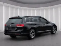 Gebraucht VW Passat R 190 PS (139 kW) 2022 Schwarz Kombi