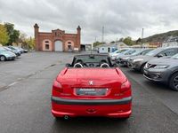 Gebraucht Peugeot 206 109 PS (80 kW) 2002 Rot Cabrio