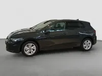 Gebraucht VW Golf VIII Life 116 PS (85 kW) 2026 Grau (uranograu) Limousine