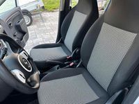 Gebraucht Renault Twingo 71 PS (52 kW) 2018 Weiß Kleinwagen