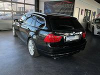 Gebraucht BMW 318 Comfort Edition 143 PS (105 kW) 2011 Schwarz Kombi