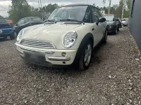 Używany Mini Cooper 116 KM (85 kW) 2004 Beżowy Hatchback