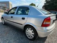 Gebraucht Opel Astra Comfort 84 PS (61 kW) 2001 Silber Limousine