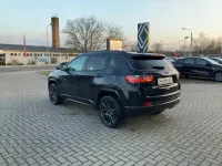 Usado Jeep Compass 180 HP (132 kW) 2022 Preto SUV