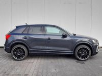 Gebraucht Audi Q2 Ambiente 150 PS (110 kW) 2023 Grau metallic SUV