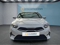 Gebraucht Kia Ceed 120 PS (88 kW) 2023 Weiß Kleinwagen