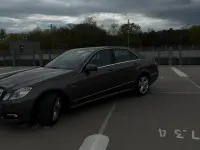 Gebraucht Mercedes E250 204 PS (150 kW) 2009 Andere farben Limousine