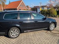 Second-hand VW Passat 105 CP (77 kW) 2014 Negru Break