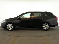 Gebraucht VW Golf VIII Life 150 PS (110 kW) 2023 Deep black perleffekt Kombi