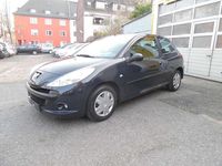 Gebraucht Peugeot 206 Basis 60 PS (44 kW) 2011 Lack grau hurricane Kleinwagen