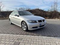 Gebraucht BMW 320 163 PS (119 kW) 2006 Grau Limousine