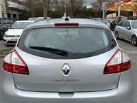 Gebraucht Renault Mégane 101 PS (74 kW) 2013 Grau Limousine