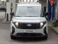 Neu Ford Tourneo Courier Titanium 125 PS (91 kW) 2026 Cactus grey Van / Kleinbus