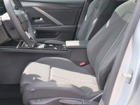 Neu Opel Astra 131 PS (96 kW) 2025 Silber Kombi