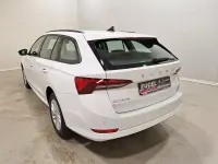 Gebraucht Skoda Octavia 150 PS (110 kW) 2023 Candyweiss Kombi
