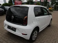 Gebraucht VW up! Active 65 PS (47 kW) 2023 Weiß Kleinwagen