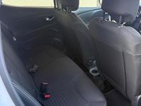 Używany Renault Clio IV LIMITED 90 KM (66 kW) 2016 Biały Hatchback