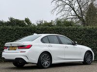 Gebraucht BMW 330e Sport Line 2020 Weiß Limousine