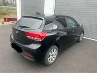 Gebraucht Kia Rio Vision 84 PS (61 kW) 2022 Schwarz Limousine