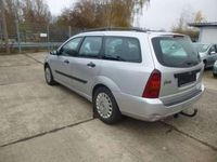 Gebraucht Ford Focus Viva 90 PS (66 kW) 2004 Polarsilber metallic Kombi
