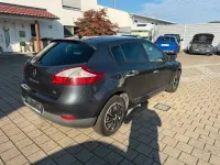 Gebraucht Renault Mégane Dynamique 131 PS (96 kW) 2009 Grau Limousine
