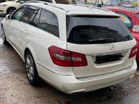 Gebraucht Mercedes E300 231 PS (169 kW) 2012 Weiß Kombi