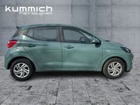 Neu Hyundai i10 Select 63 PS (46 kW) 2025 Mangrove green (grün) Kleinwagen