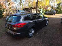 Gebraucht Ford Focus Trend 101 PS (74 kW) 2016 Grau Kombi