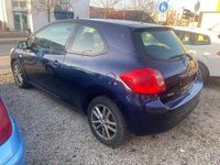 Gebraucht Toyota Auris 124 PS (91 kW) 2008 Blau Kleinwagen