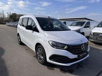 Gebraucht Mercedes EQT200 89 kW (122 PS) 2024 Weiß Van / Kleinbus