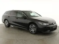 Neu VW Passat R-line 193 PS (141 kW) 2026 Grenadilla black metallic Kombi