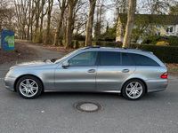 Gebraucht Mercedes E220 150 PS (110 kW) 2007 Grau Kombi