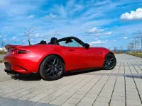 Gebraucht Mazda MX5 Sports-Line 160 PS (117 kW) 2017 Rot Cabrio