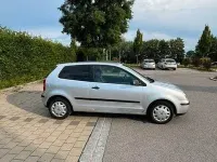 Gebraucht VW Polo 64 PS (47 kW) 2004 Silber Kleinwagen