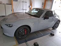 Neu Mazda MX5 132 PS (97 kW) 2025 Aero gray m Cabrio
