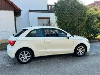 Gebraucht Audi A1 86 PS (63 kW) 2011 Weiß Kleinwagen