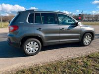 Gebraucht VW Tiguan 150 PS (110 kW) 2010 Grau SUV
