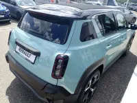 Neu Renault 4 E-Tech Komfort 110 kW (150 PS) 2026 Hautsdefrancegrün, black pe SUV