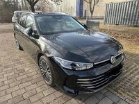 Gebraucht VW Passat Elegance 150 PS (110 kW) 2024 Schwarz Kombi