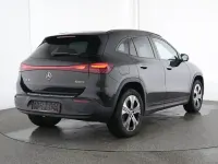 Używany Mercedes EQA300 Night 167 kW (228 KM) 2024 Czarny SUV