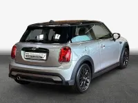 Gebraucht Mini Cooper Classic 136 PS (100 kW) 2023 Silber Kleinwagen