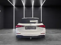 Gebraucht Mercedes 300 AMG 258 PS (189 kW) 2023 Weiß Limousine