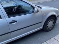 Gebraucht VW Golf IV 54 PS (39 kW) 2000 Grau Limousine