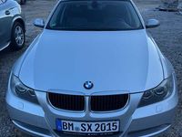 Gebraucht BMW 320 150 PS (110 kW) 2005 Silber Limousine