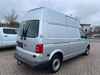 Second-hand VW Transporter 150 CP (110 kW) 2017 Argintiu Van