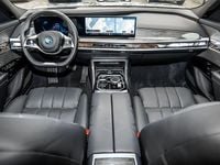 Gebraucht BMW 750e Executive 489 PS (359 kW) 2023 Schwarz Limousine