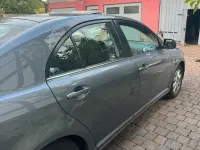 Gebraucht Toyota Avensis 129 PS (94 kW) 2004 Grau Limousine