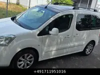 Gebraucht Peugeot Partner Tepee Allure 120 PS (88 kW) 2017 Weiß Van / Kleinbus